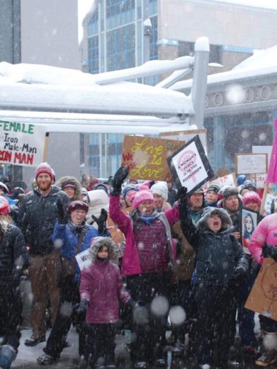 A group od people march in the 2017 Women's March.