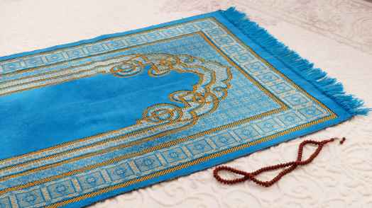 Prayer rug